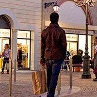 Acquista 2 FUORI QUALSIASI CASO outlet hogan castel romano E OTTIENI LO  SCONTO DEL 70%!